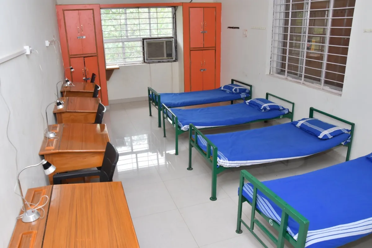 Delhi school of proff studies campus - Image 2