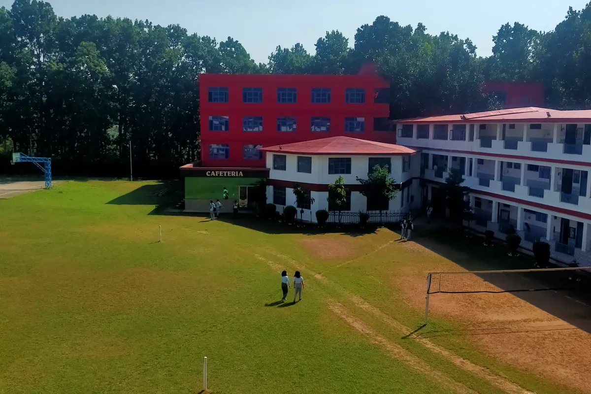 Dolphin PG Institute of BioMedical and Natural Sciences, Dehradun campus - Image 2