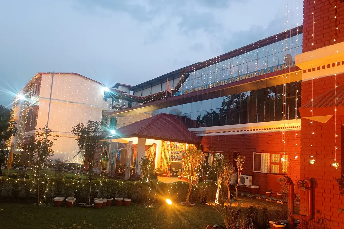 Dolphin PG Institute of BioMedical and Natural Sciences, Dehradun campus - Image 3