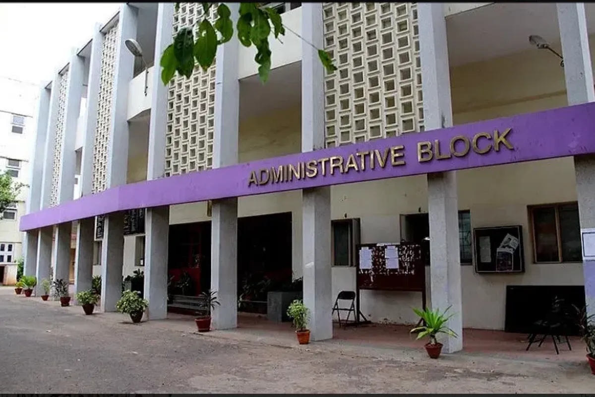 Ethiraj College for Women, Chennai campus - Image 1
