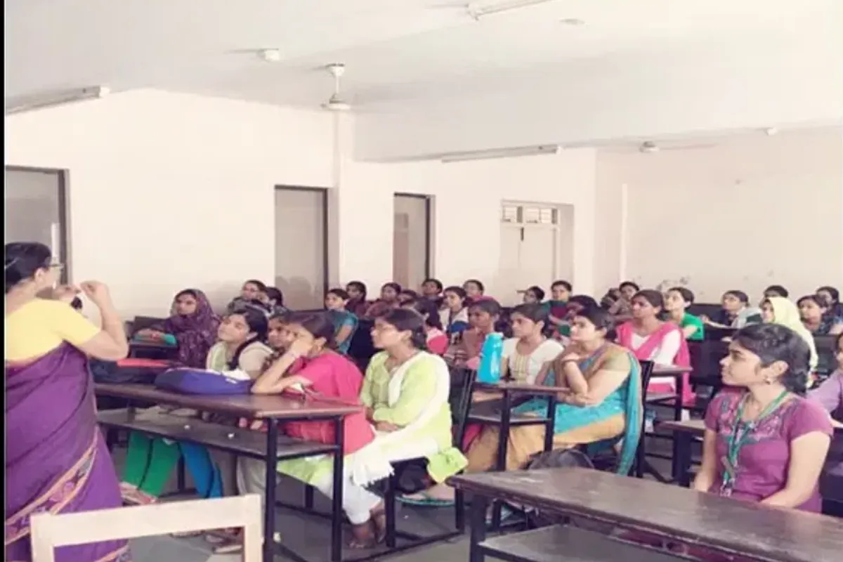 Ethiraj College for Women, Chennai campus - Image 2