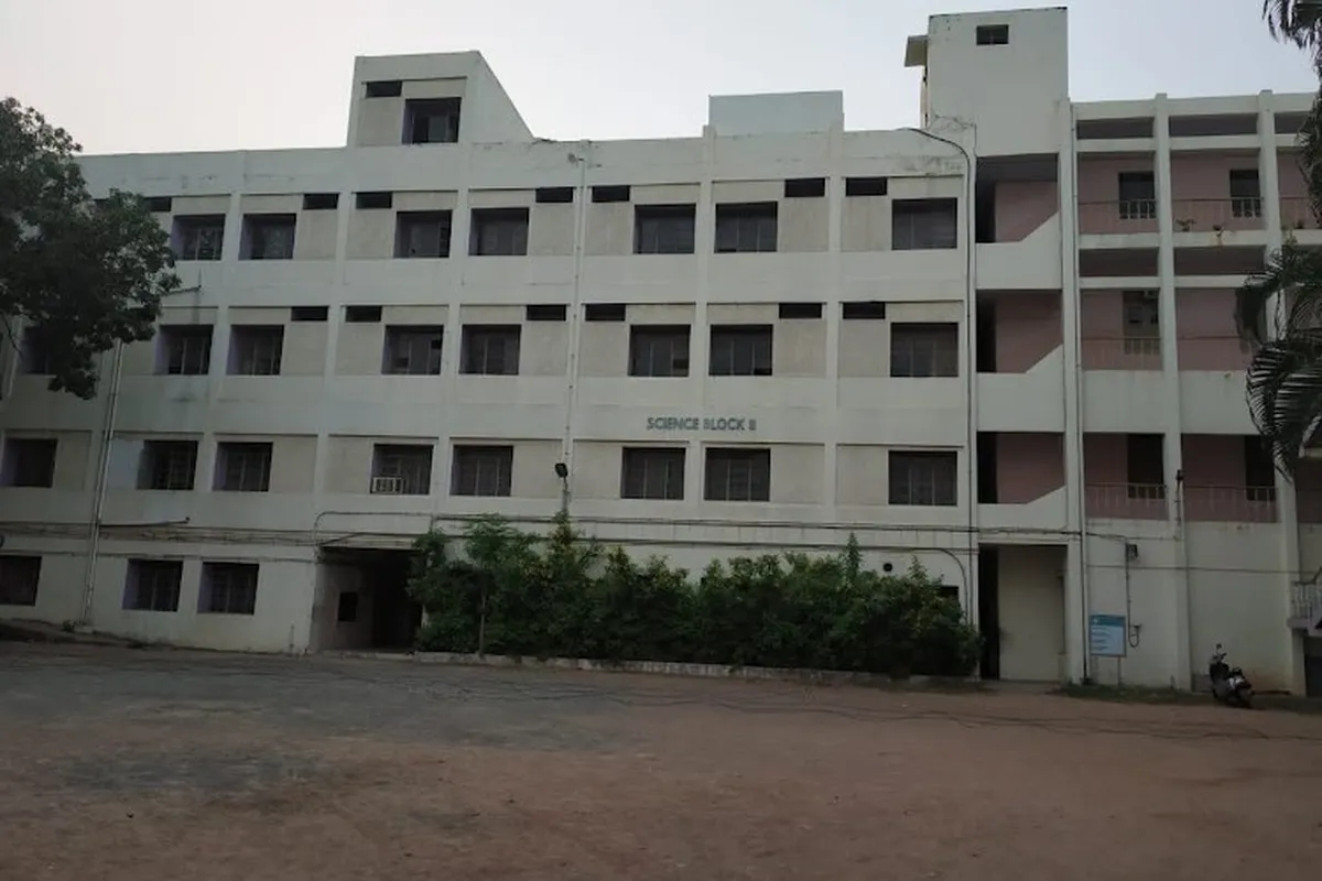 Ethiraj College for Women, Chennai campus - Image 3