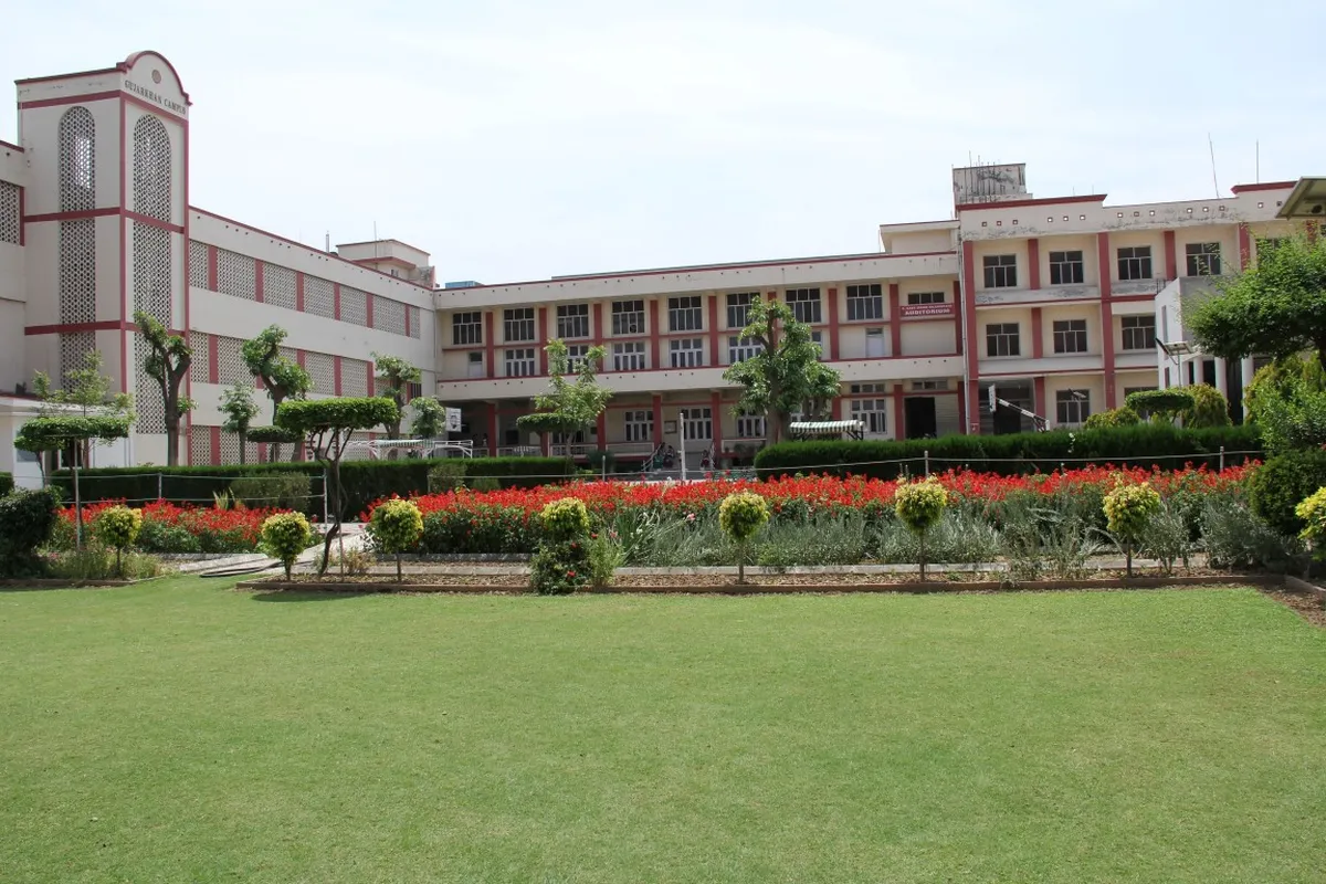 Guru Nanak Khalsa College, Yamuna Nagar campus - Image 2