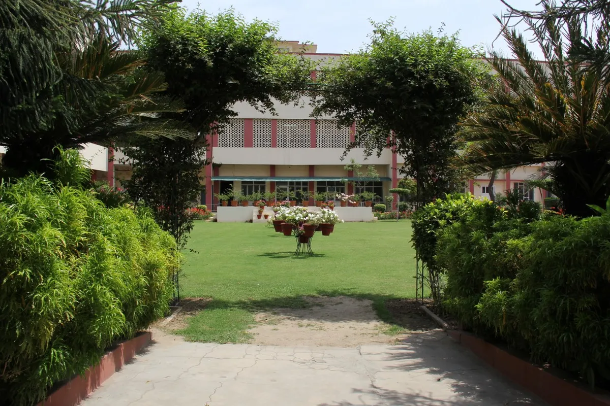 Guru Nanak Khalsa College, Yamuna Nagar campus - Image 4
