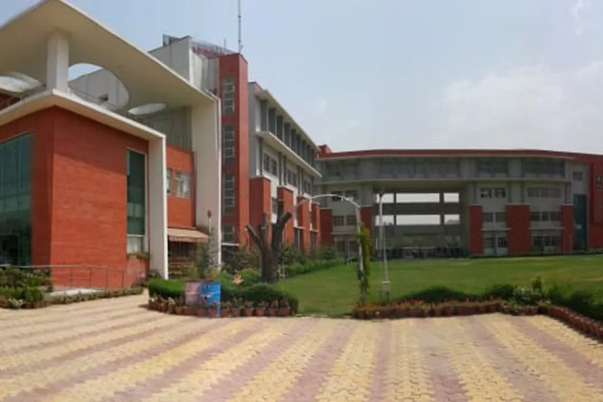 Indirapuram Institute of Higher Studies - [IIHS], Ghaziabad campus - Image 3