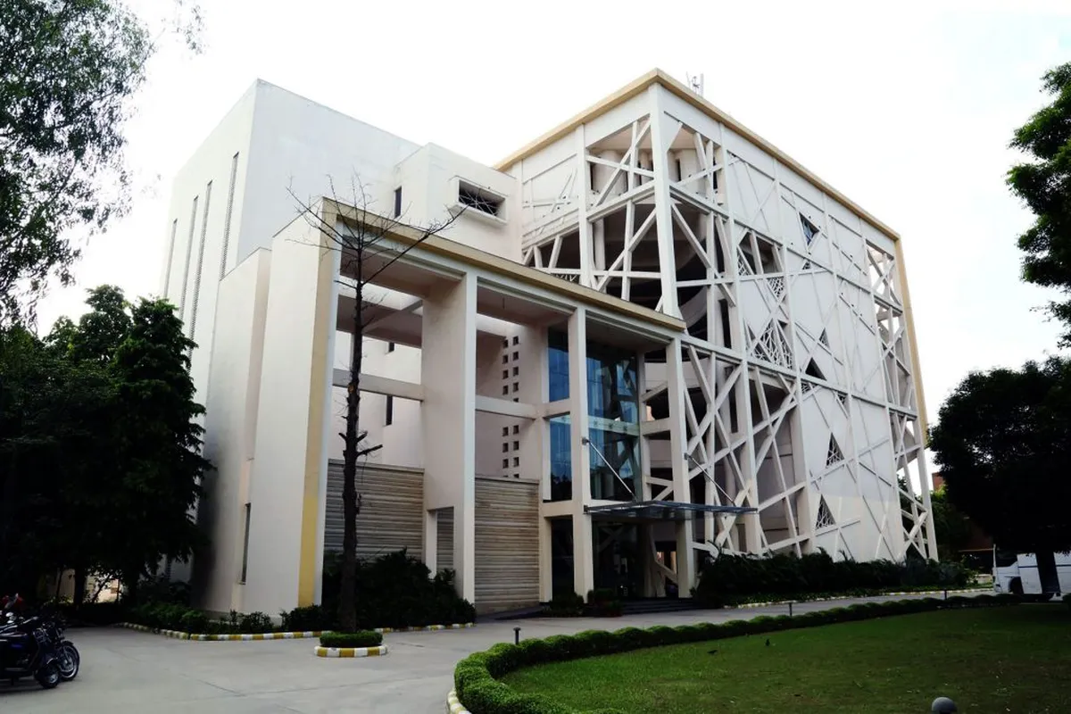 Institute of Management Technology - [IMT], Ghaziabad,ONLINE campus - Image 4