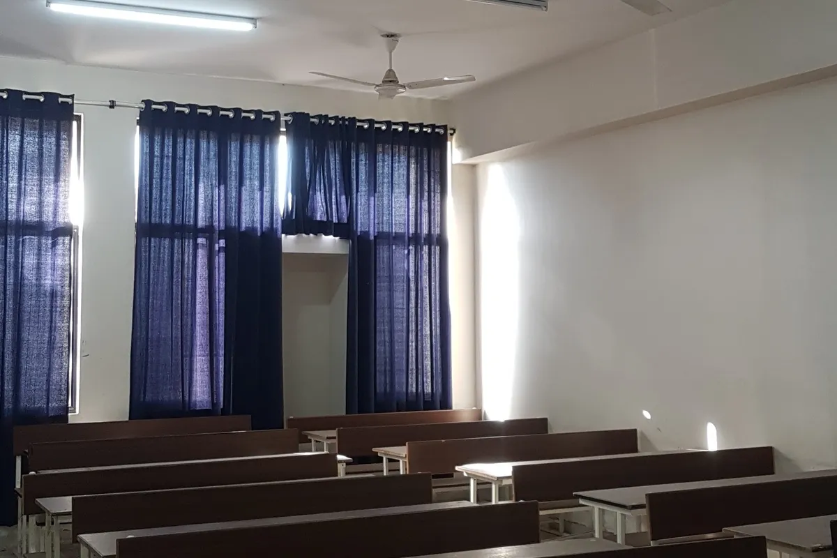 IPS Academy, Indore campus - Image 1