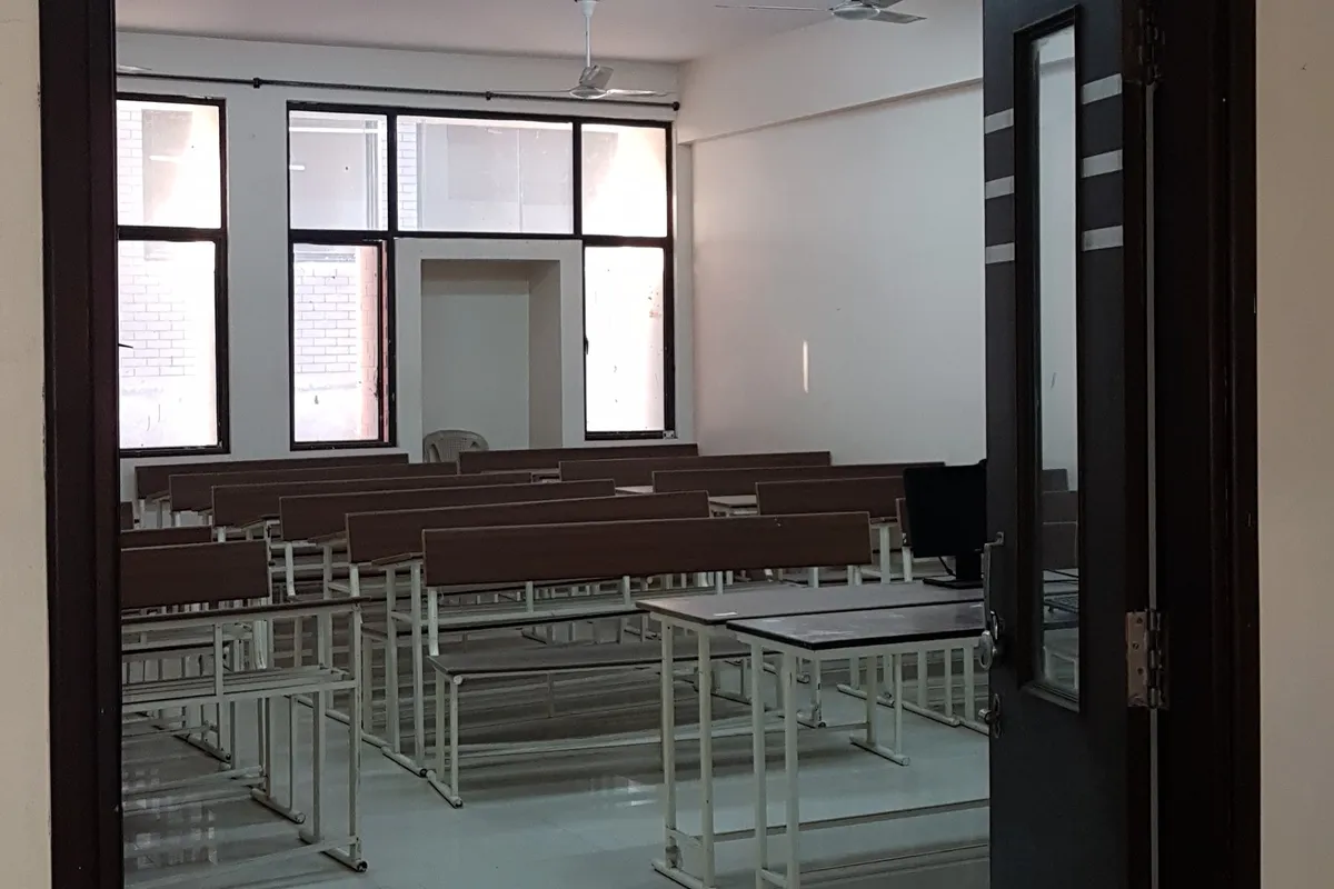 IPS Academy, Indore campus - Image 2