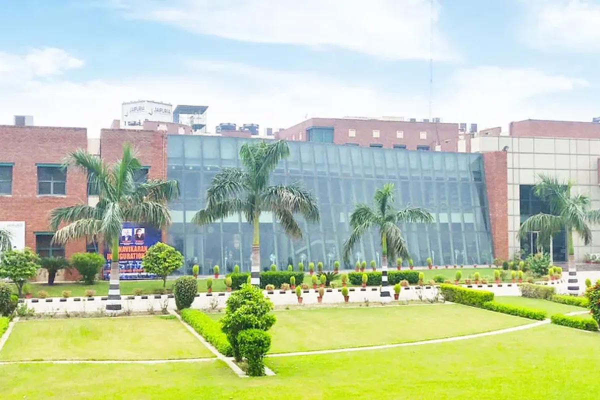 Jaipuria Institute of Management, Noida campus - Image 6