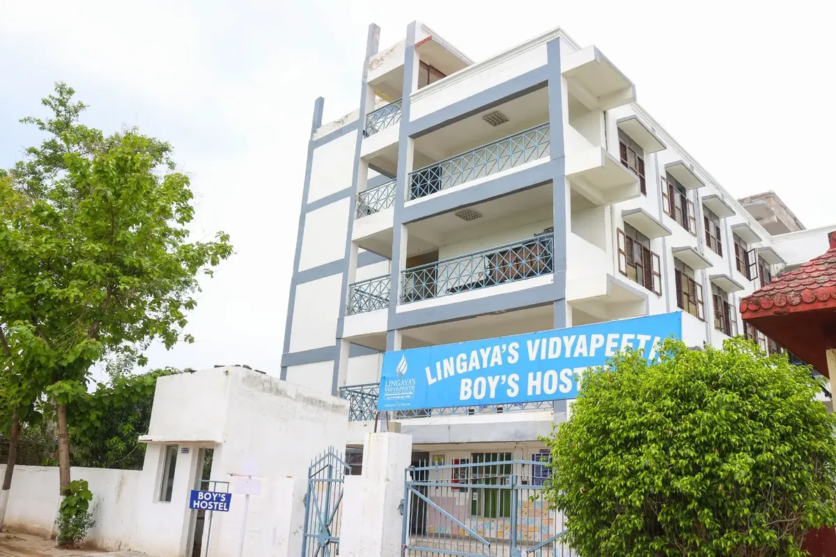 Lingayas Vidyapeeth University, Faridabad campus - Image 4