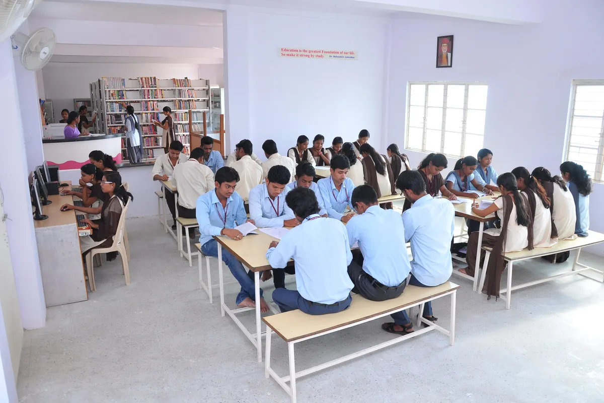 Mahatma Jyotiba Fule College of Veterinary and Animal Sciences campus - Image 1
