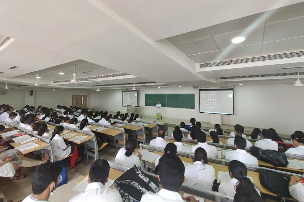 Oxford Medical College Hospital and Research Centre, Bangalore campus - Image 6