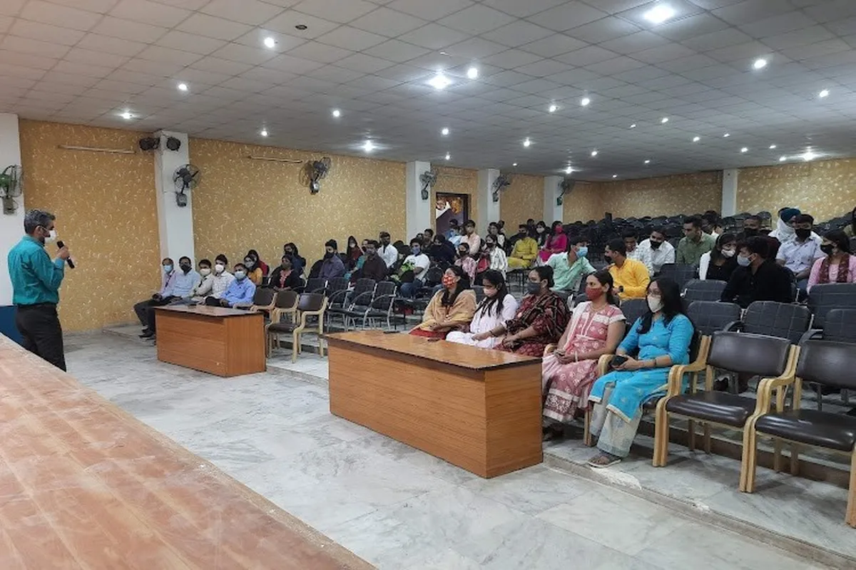 Poddar Management Training Institute, Jaipur campus - Image 4