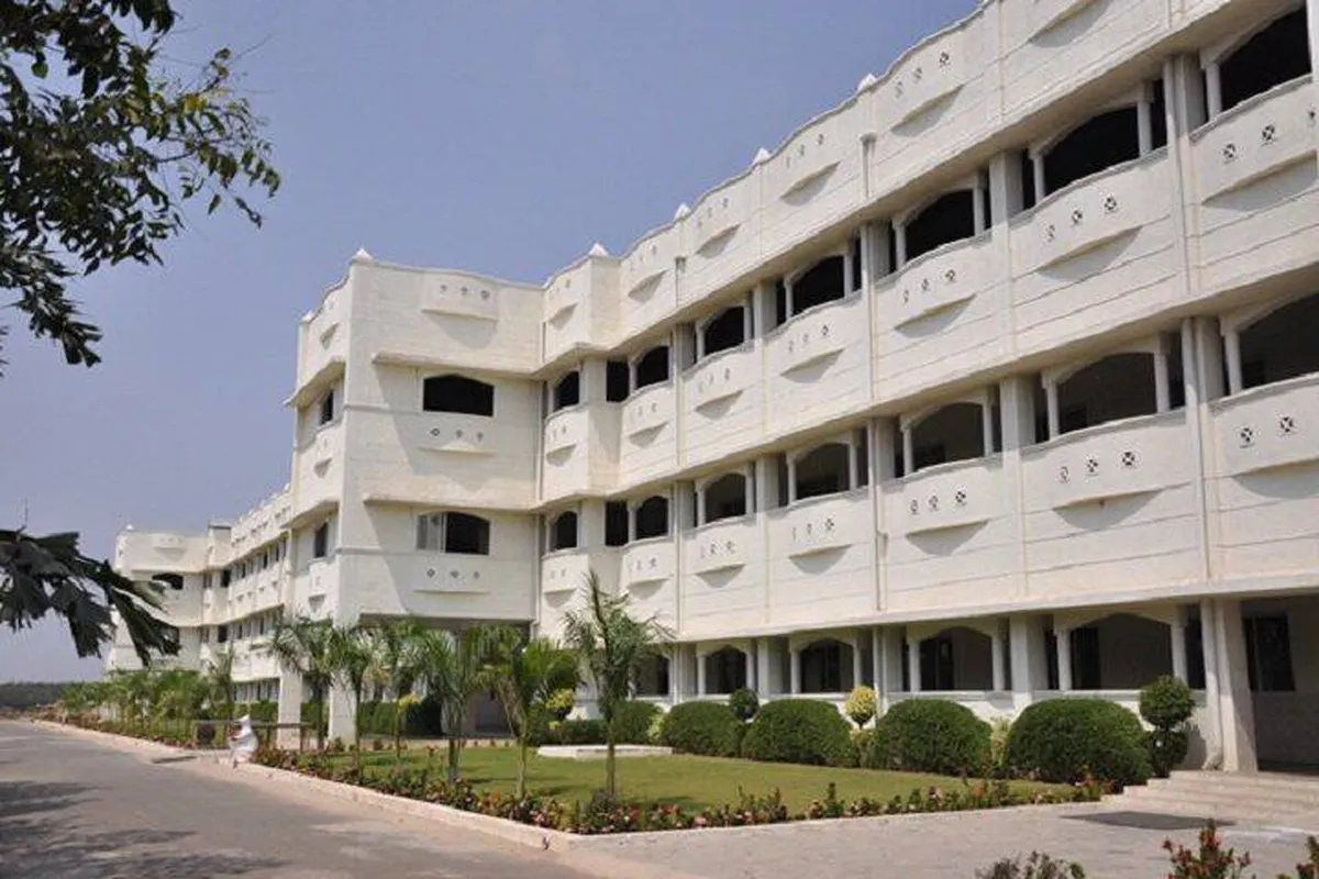 RMD Engineering College, Thiruvallur campus - Image 4