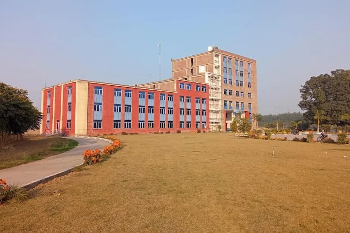 Sant Baba Bhag Singh University - [SBBU], Jalandhar campus - Image 3
