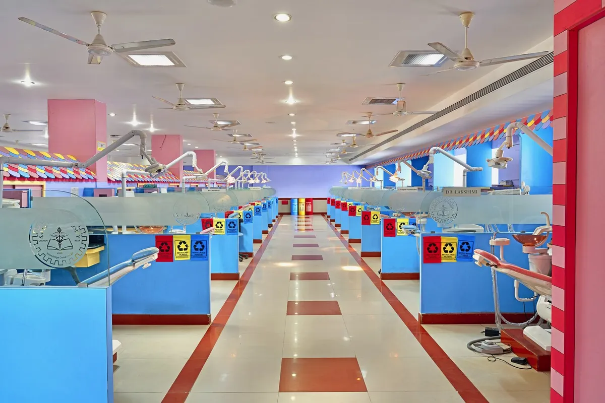 Saveetha Dental College and Hospital, Chennai campus - Image 2