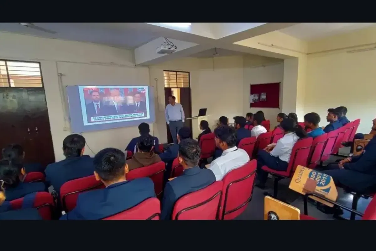 Shobhit University, Meerut campus - Image 2