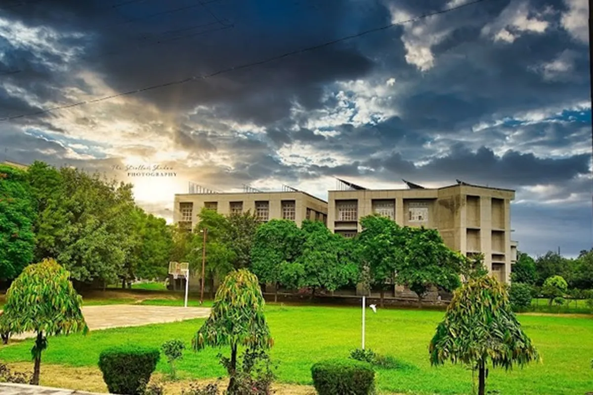 Shobhit University, Meerut campus - Image 4