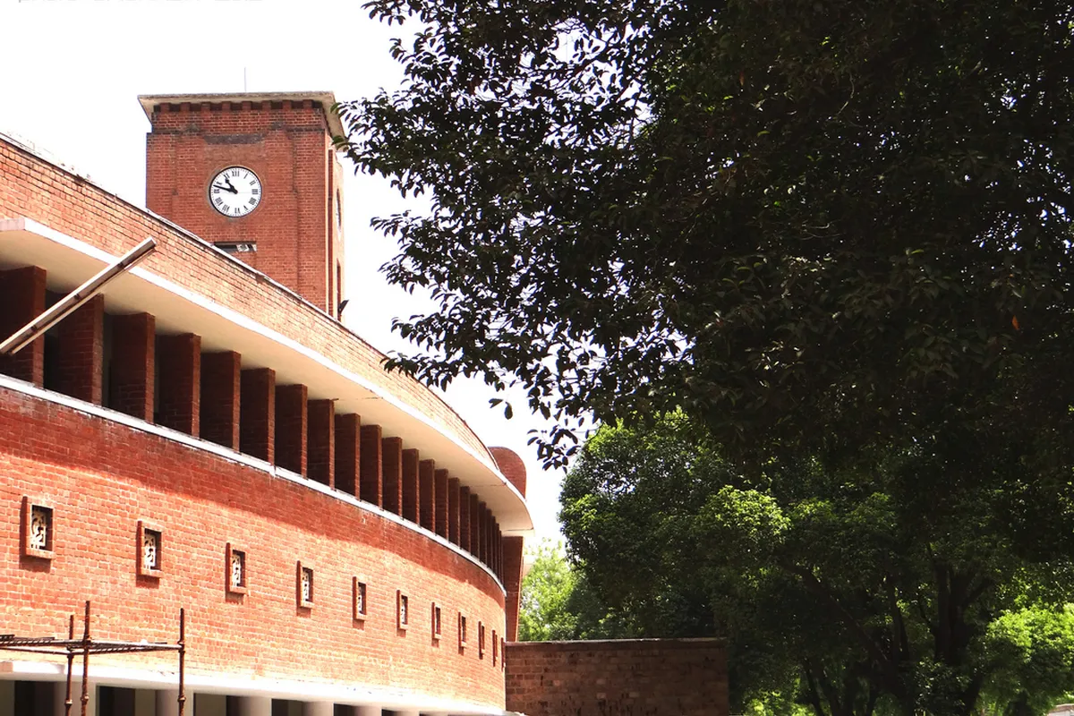 Shri Ram College of Commerce - [SRCC], New Delhi campus - Image 3