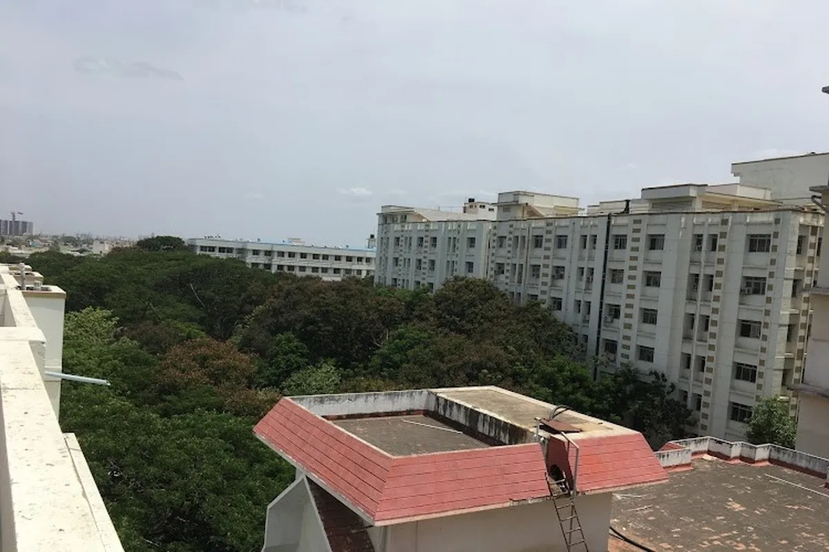 SRM Dental College, Chennai campus - Image 3