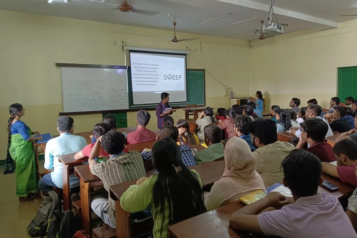 St Xavier's College of Management and Technology, Patna campus - Image 5