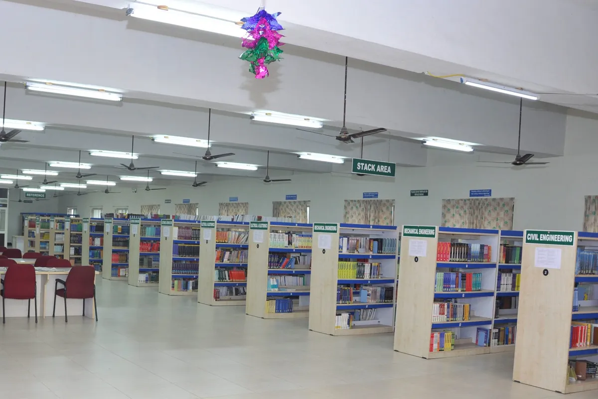 TRP Engineering College, Tiruchirappalli campus - Image 1