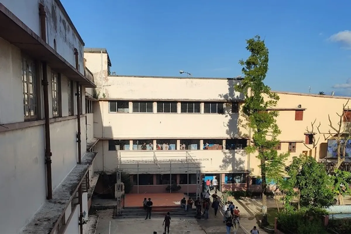 Vivekananda College, Kolkata campus - Image 6